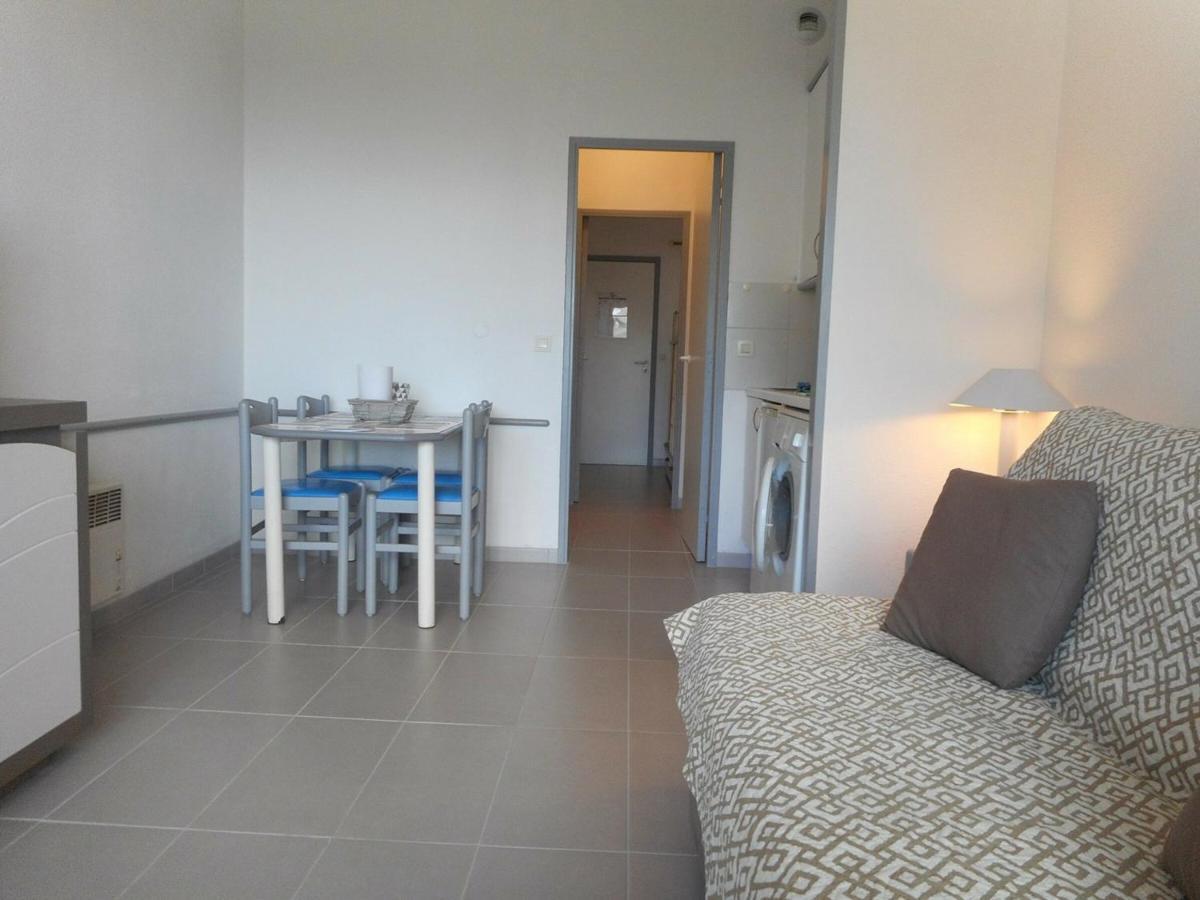 Studio Renove En Bord De Mer Avec Terrasse, Parking Et Wifi A Villeneuve-Loubet - Fr-1-252A-29 Exterior photo